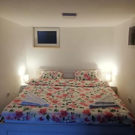 גורני מילנובץ Mia Apartmani - Novoizgradjeni Objekat מראה חיצוני תמונה