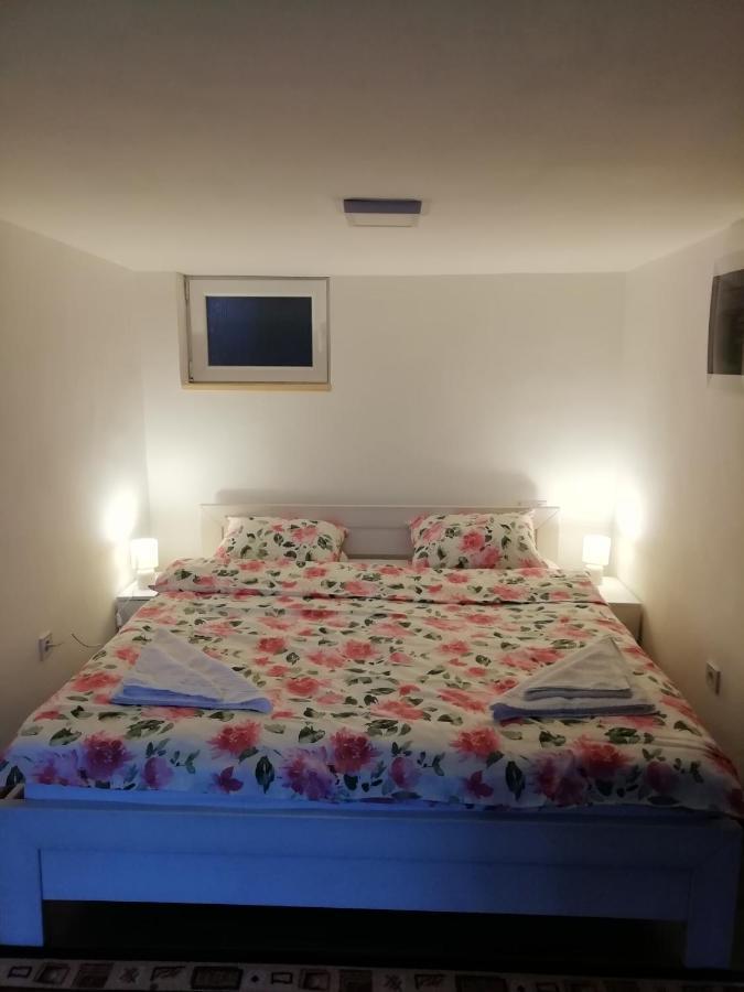 גורני מילנובץ Mia Apartmani - Novoizgradjeni Objekat מראה חיצוני תמונה