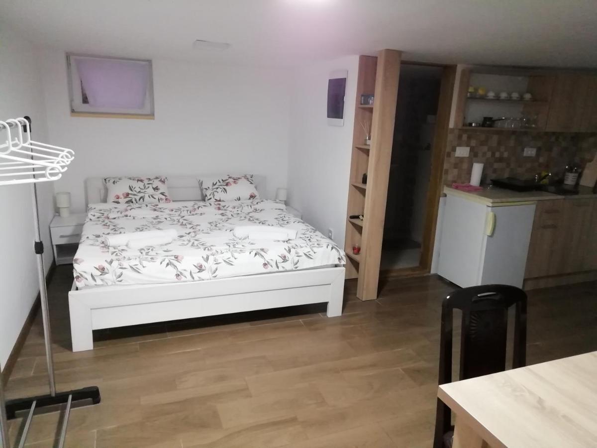 גורני מילנובץ Mia Apartmani - Novoizgradjeni Objekat מראה חיצוני תמונה