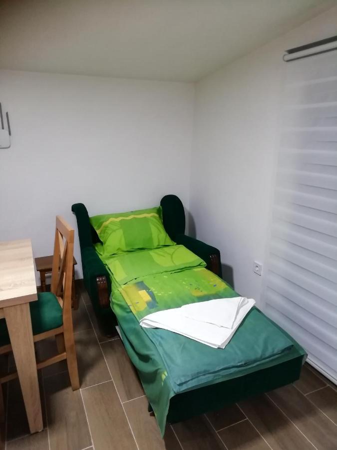 גורני מילנובץ Mia Apartmani - Novoizgradjeni Objekat מראה חיצוני תמונה